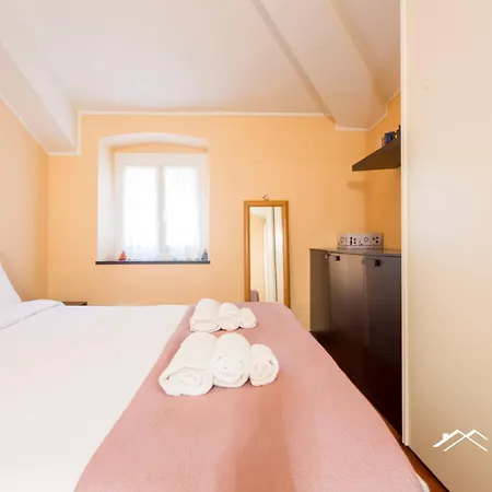 Apartman 6m, 1br, Ac, Wifi, Parking By Tilo