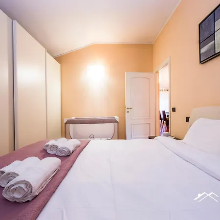 6m, 1br, Ac, Wifi, Parking By Tilo Apartamento Génova