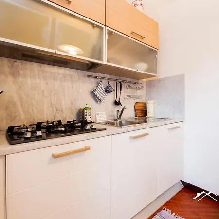 6m, 1br, Ac, Wifi, Parking By Tilo *