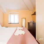 Apartment 6m, 1br, Ac, Wifi, Parking By Tilo