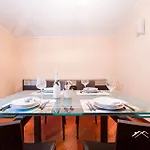 6m, 1br, Ac, Wifi, Parking By Tilo