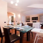 Apartment 6m, 1br, Ac, Wifi, Parking By Tilo *